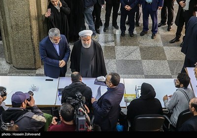 حسن روحانی رئیس جمهور و عبدالرضا رحمانی فضلی وزیر کشور 