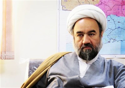 امام جمعه زاهدان: محرومیتهای حاشیه شهر زیبنده انقلاب اسلامی نیست