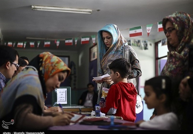 انتخابات ایران| حماسه‌ای که سرانگشتان مردم خلق می‌کند / شکوه حضور شیعه و سنی گلستان در پای صندوق‌های رأی‌
