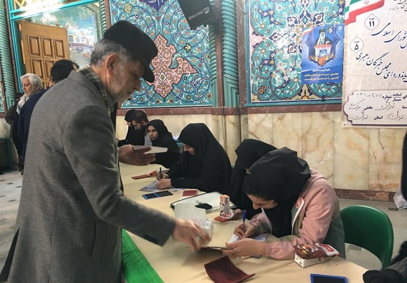 تصاویر خبرنگار چینی از حضور مردم تهران در انتخابات مجلس