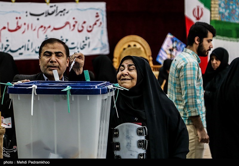 انتخابات ایران| هیچ تخلف انتخاباتی در کاشان گزارش نشده است + فیلم