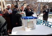 انتخابات ایران| فرمانده سپاه کردستان رأی خود را به صندوق انداخت+تصاویر