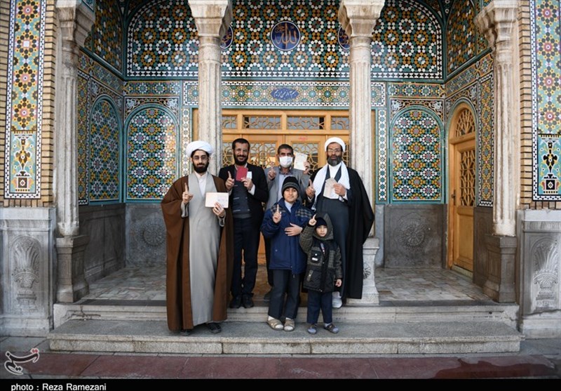 انتخابات ایران| روایتی تسنیم از ‌دلدادگی مردم در قم/همه امروز برای ایران آمده بودند + تصاویر