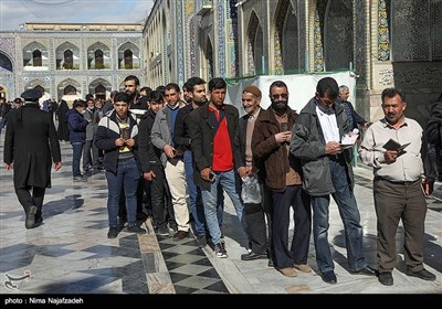 مشارکة اهالی مدینة مشهد فی الانتخابات البرلمانیة الحادیة عشرة