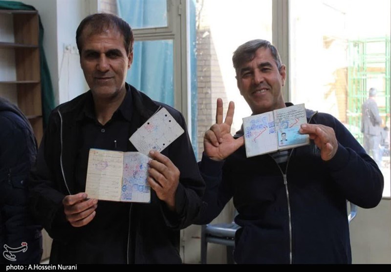 انتخابات ایران| کاشانی‌ها با یاد سردار دل‌ها پای صندوق‌های رای حاضر شدند + فیلم