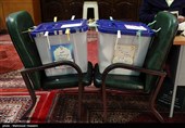 انتخابات ایران|&quot;مسن‌ترین پیرمرد و پیرزن جهان&quot; به عشق رهبر انقلاب در انتخابات کردستان شرکت کردند