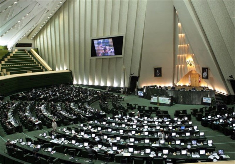 نماینده مردم اصفهان در مجلس: برای شکوفایی اقتصاد و فرهنگ فساد باید ریشه‌کن شود