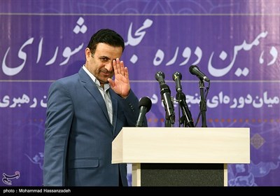 اعلام نتایج اولیه آرای منتخبان تهران در وزارت کشور توسط موسوی سخنگوی ستاد انتخابات کشور