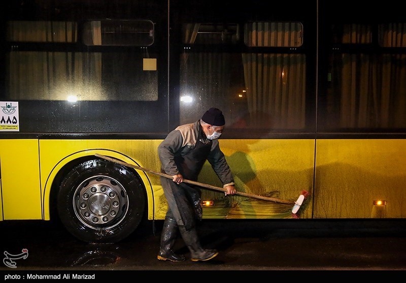 اتوبوس‌های بین شهری در کرمانشاه قبل از حرکت ضدعفونی می‌شود