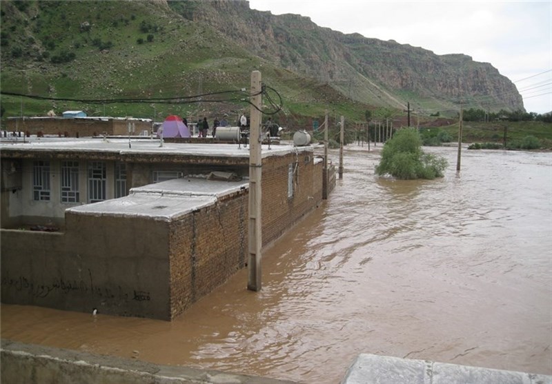 آخرین وضعیت سیل در جنوب کرمان| زهکلوت زیر آب؛ امکان دسترسی به مردم منطقه وجود ندارد