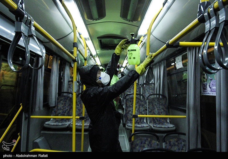 خودروهای حمل و نقل عمومی همدان برای مقابله با کرونا ضدعفونی شدند