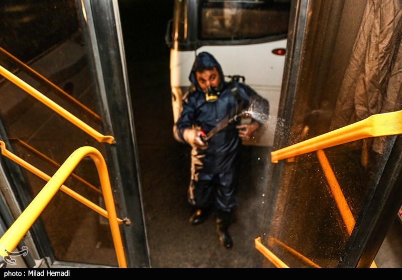 اردبیل| محلول‌های ضدعفونی در میان متولیان ناوگان اتوبوسرانی توزیع می‌شود