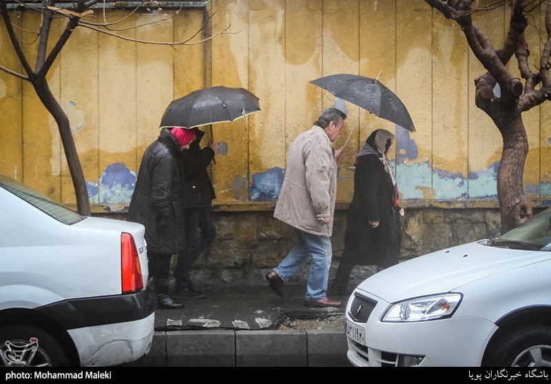 وزش تندباد و بارش شدید باران در مشهدمقدس + فیلم