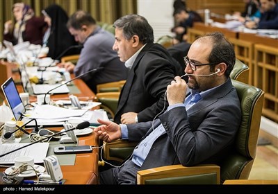 حجت نظری در جلسه علنی شورای شهر تهران