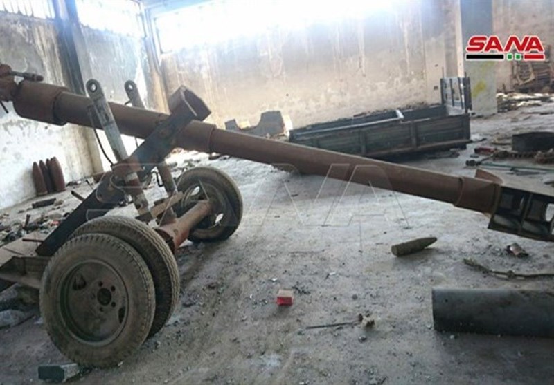 Syrian Army Discovers Terrorists’ Weapons Factory West of Aleppo