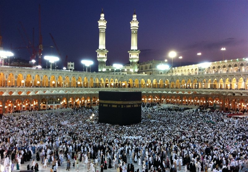 Saudi Arabia Suspends Entry for Umrah Pilgrimage amid Coronavirus Fears