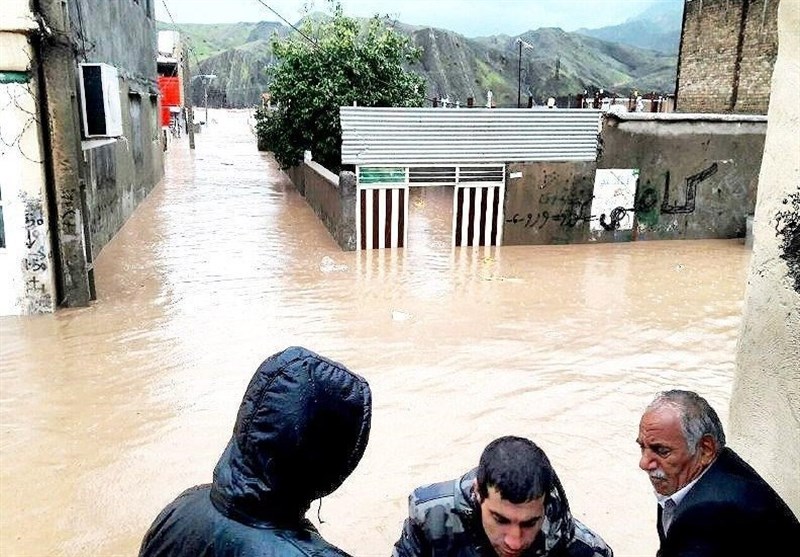 گزارش ویدئویی تسنیم| وضعیت شهر سیل‌زده نورآباد؛ خانه‌هایی که زیر آب رفت-  اخبار لرستان - اخبار استانها تسنیم | Tasnim