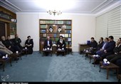 گزارش تصویری دیدار منتخبان مجلس یازدهم آذربایجان شرقی با حجت الاسلام آلهاشم