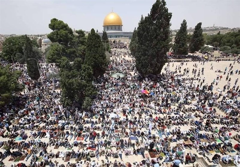 حضور 60 هزار فلسطینی در نماز جمعه مسجد الاقصی