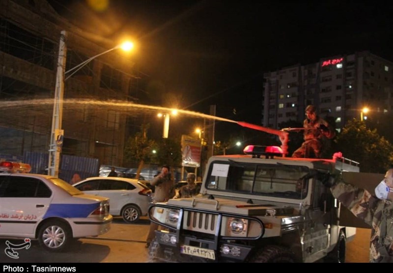 19 نقطه از شهر اراک مه‌پاشی و ضدعفونی شد؛ ضدعفونی 2 هزار و 500 دستگاه تاکسی در شهر اراک