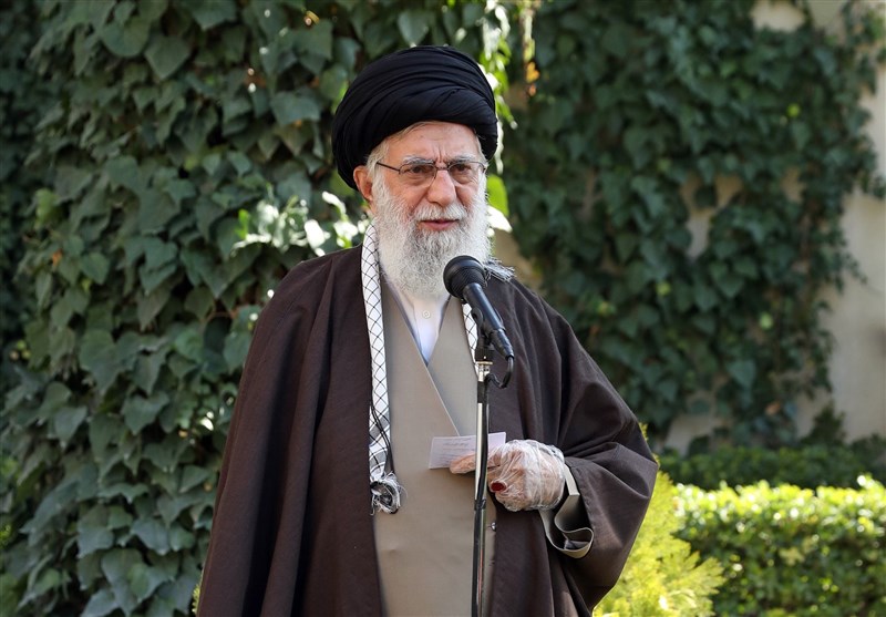 امام خامنه‌‌ای: نباید از دستورات بهداشتی تخطی شود/ برای بیماران همه کشورها طلب عافیت می‌کنیم/ پزشکان در حال جهاد هستند