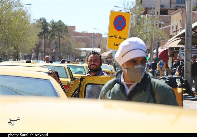 ضدعفونی کردن تاکسی ها در کرمان