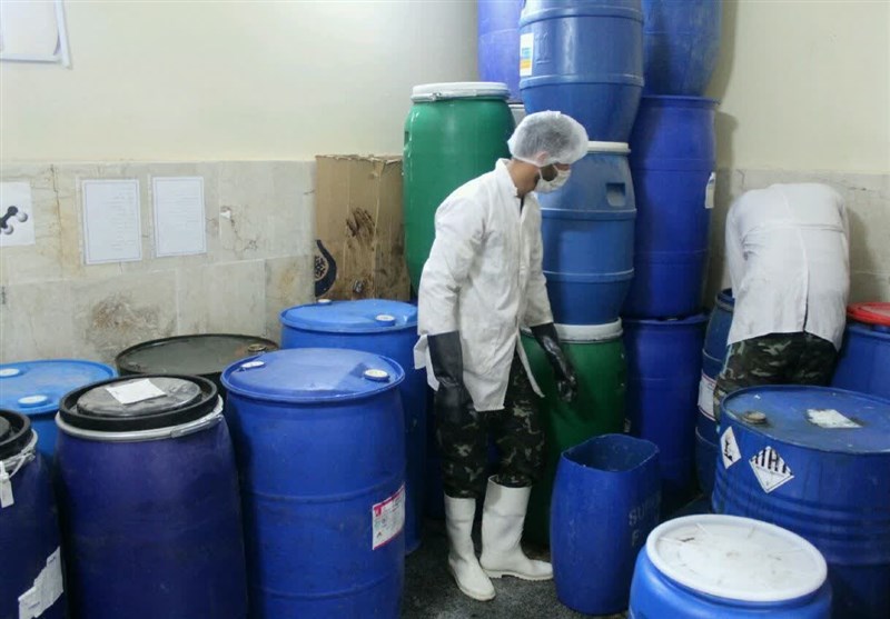 اصفهان| اسپری ضدعفونی‌کننده با ترکیبات جدید برای نخستین بار در کشور تولید شد