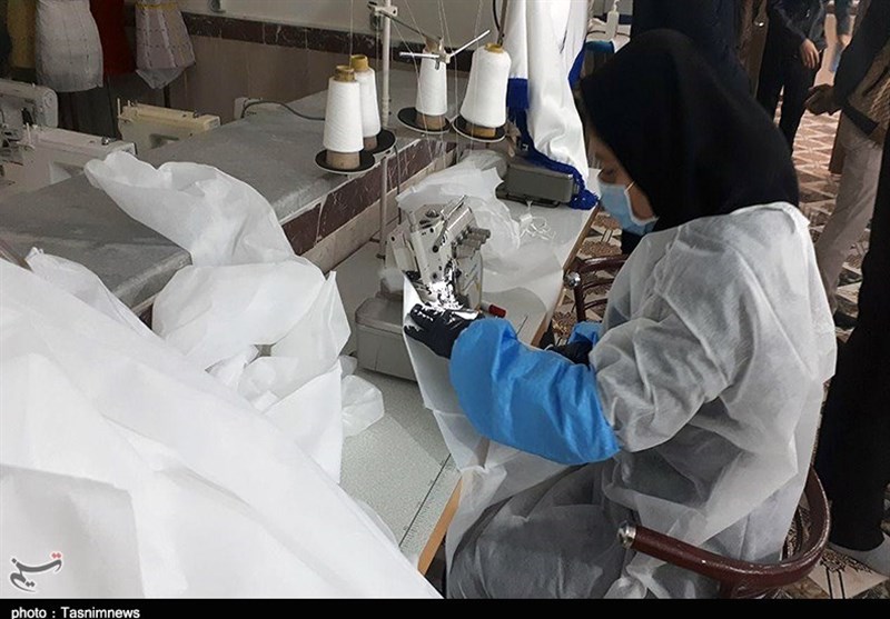 تولید روزانه 1750 دست لباس ایزوله و ماسک توسط سپاه کردستان