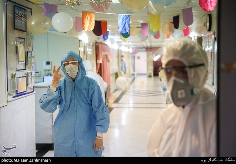 200 بسته هدیه به کادر درمانی بیمارستان خورشید اصفهان اهدا شد