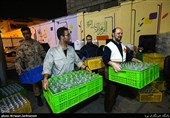 مددجویان کمیته امداد اصفهان اقلام بهداشتی دریافت می‌کنند