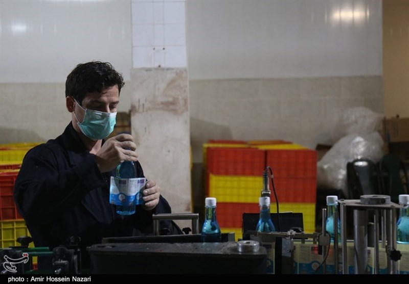 ظرفیت تولید ماسک و الکل طبی در استان فارس افزایش یافت