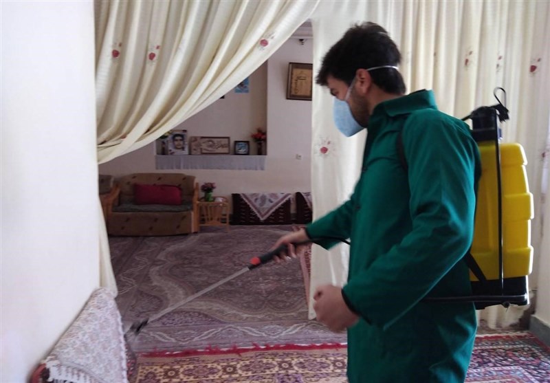اخبار کرونا از مازندران| جهاد سلامت طلبه‌های بسیجی/ تولید 10 هزار ماسک بهداشتی توسط جهادگران