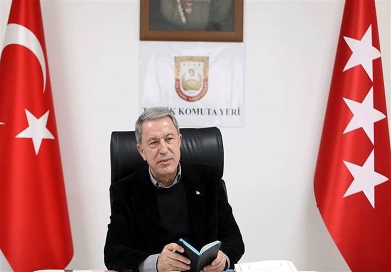 وزیر دفاع ترکیه: گشت مشترک با روسیه در جاده مواصلاتی ام 4 از هفته آینده آغاز می‌شود