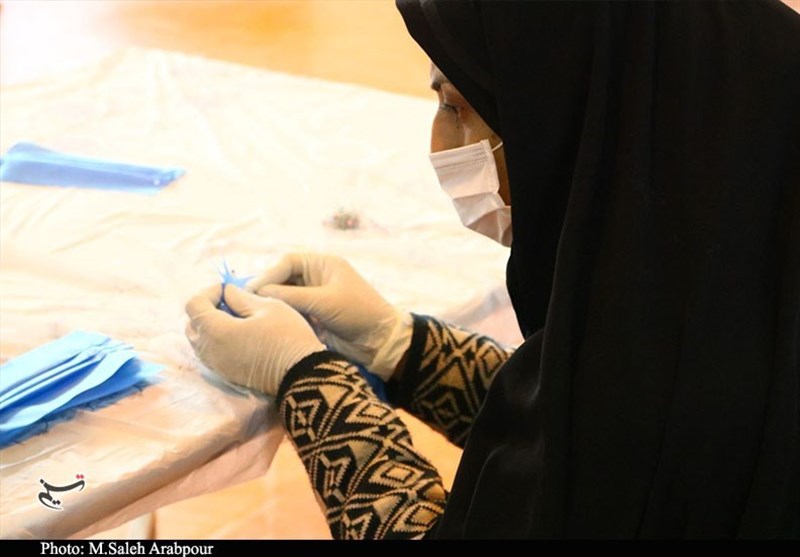 کارگاه‌های تولید ماسک سپاه در کرمان به 37 عدد رسید؛ تولید روزانه 30 هزار ماسک توسط بسیجیان
