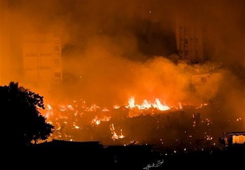 Bangladesh Slum Fire Leaves Many People Homeless