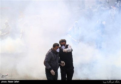 Iranian Firemen Sanitize Neighborhood in Western Tehran