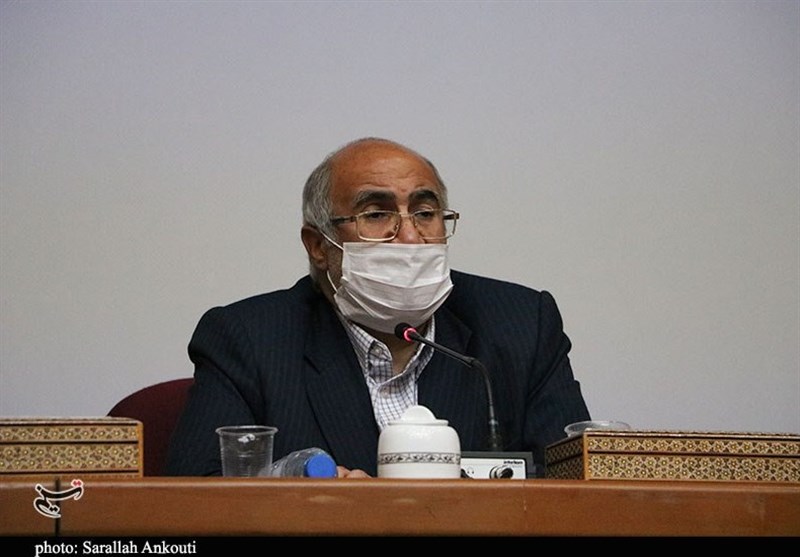 استفاده از ماسک در محیط‌های بسته و خودروهای عمومی در کرمان اجباری شد