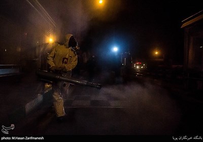 ضد عفونی منطقه صادقیه توسط نیروهای آتش نشانی