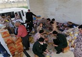 2100 بسته کمک معیشتی در یزد توسط سپاه استان توزیع شد
