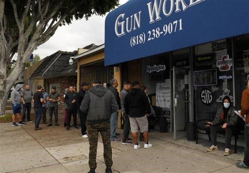 اعتراضات خرید سلاح در آمریکا را افزایش داد