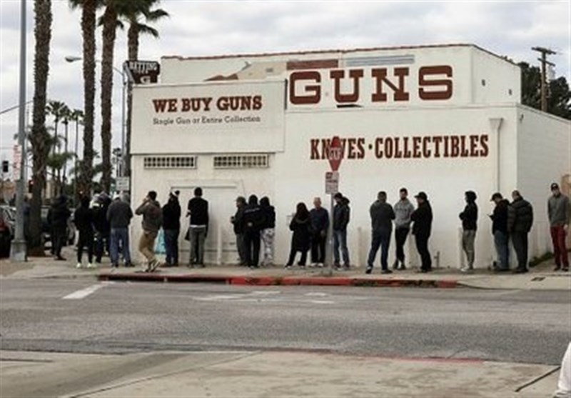 US Sales of Guns Soar amid Coronavirus Panic Buying (+Video)