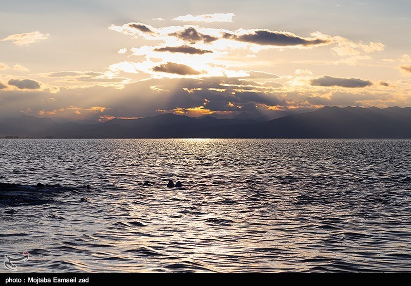 حجم آب دریاچه ارومیه همچنان رو به افزایش است / تراز سطح آب به 1271.77 متر رسید
