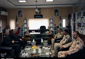 دیدار فرماندهان انتظامی و مرزبانی کردستان؛ نیروی انتظامی و مرزبانی برای تأمین امنیت در کردستان ایثار می‌کنند+ تصاویر