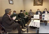 3 هزار ماسک و دستکش به بیمارستان معین کرونا در کهگیلویه و بویراحمد اهدا شد +تصاویر