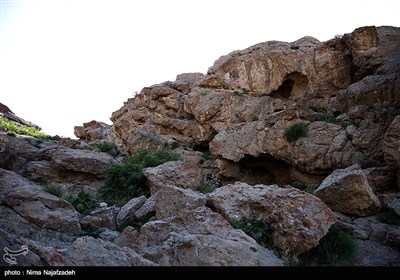 غار مزدوران در خراسان رضوی