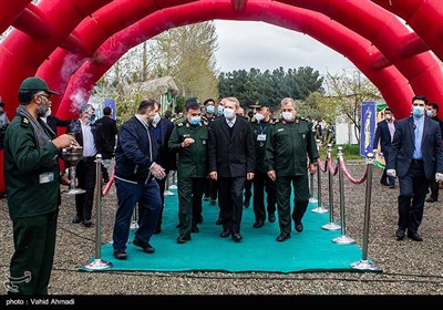 بازدیدعلی لاریجانی رئیس مجلس شورای اسلامی از رزمایش دفاع بیولوژیک نیروی زمینی سپاه