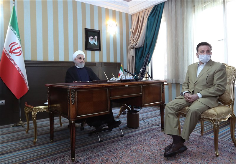 ارتباط ویدئو کنفرانسی روحانی با استانداران و مراکز درمانی چهار استان
