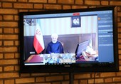 گفت‌و‌گوی رئیس جمهور با مدیران شرکت تولید اقلام بهداشتی در البرز / تاکید روحانی بر تامین نیازمندی‌های ‌‌بیمارستان‌ها