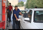 خدمات‌رسانی به مردم در جایگاه‌های سوخت کرمانشاه عادی شد