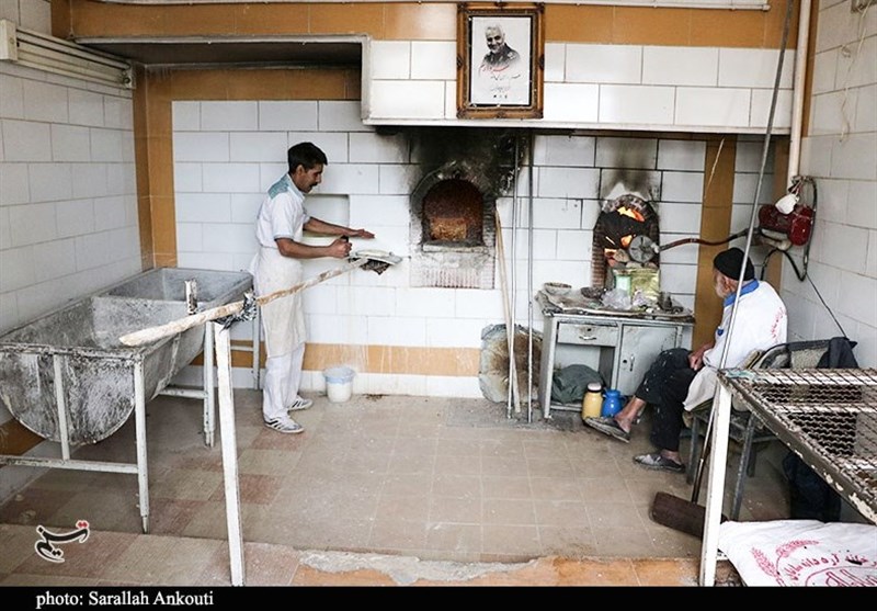 گزارش|نان مرغوب از تنور نانوایی‌های ارومیه دوباره بیرون آمد